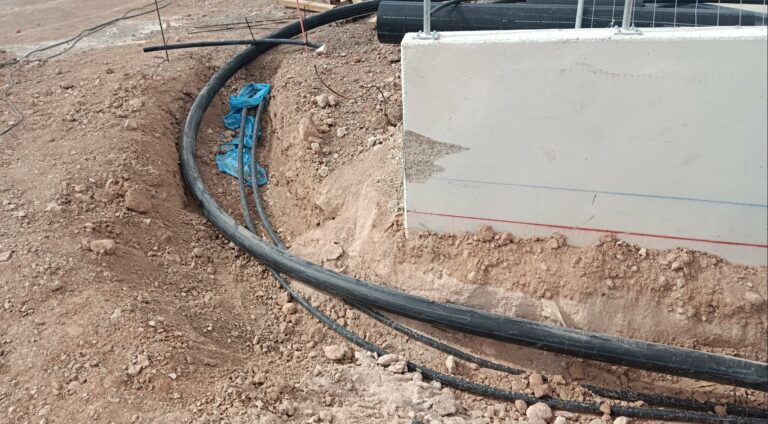 HDPE pipes of different diameters forming a curve